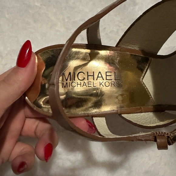 MICHAEL KORS HIGH HEELS SIZE 8 - Picture 5 of 6